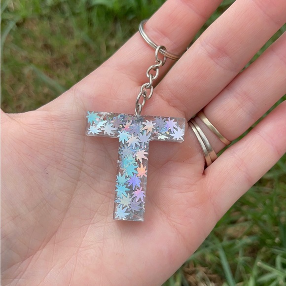 Holographic 420 Initial Keychain T Handmade With Resin - Picture 5 of 7